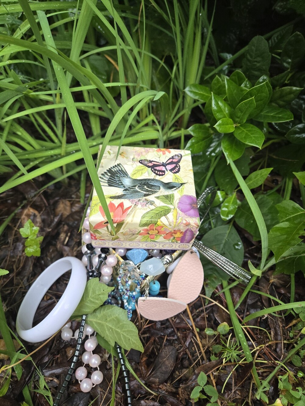 Whimsy Jewerly Jar In A Box
